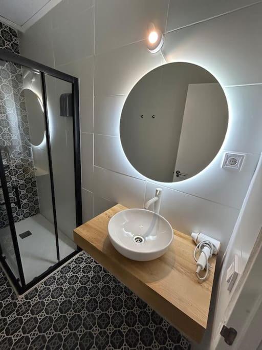 Apartamento Recien Reformado Con 5 Habitaciones Y 3 Banos Мадрид Экстерьер фото